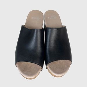 maci mule sandal dansko